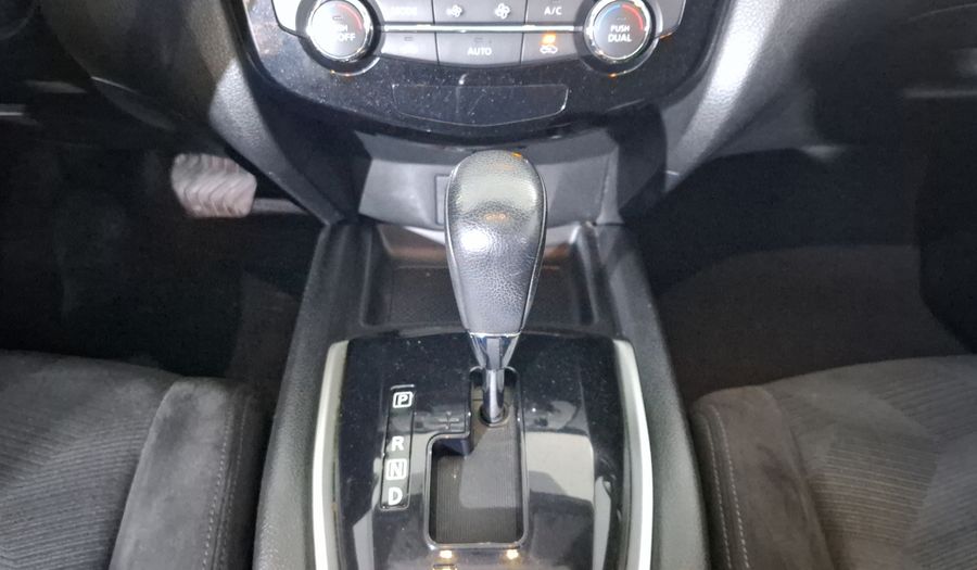 Nissan X-trail 2.5 ADVANCE 2 ROW CVT Suv 2015