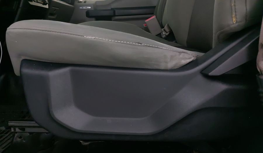 Ford F-150 3.5 XL REG CAB 4X4 V6 Pickup 2016