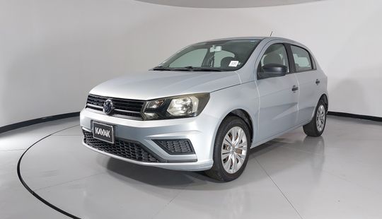 2020 • 82,300 km • Manual