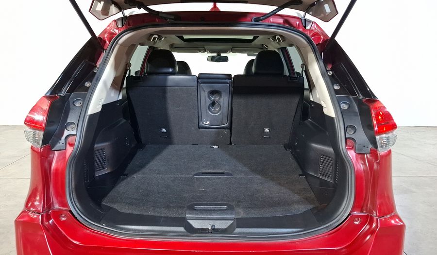 Nissan X-trail 2.5 ADVANCE 2 ROW CVT Suv 2022