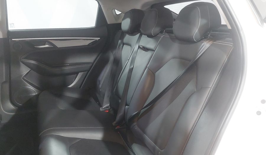 Jac J7 1.5 ADVANCED MT Hatchback 2021