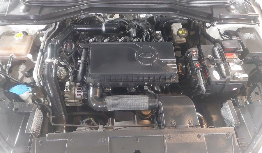 Jac J7 1.5 ADVANCED MT Hatchback 2021