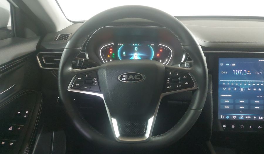 Jac J7 1.5 ADVANCED MT Hatchback 2021