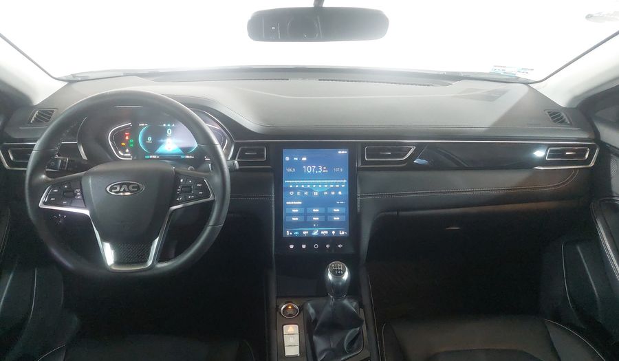 Jac J7 1.5 ADVANCED MT Hatchback 2021