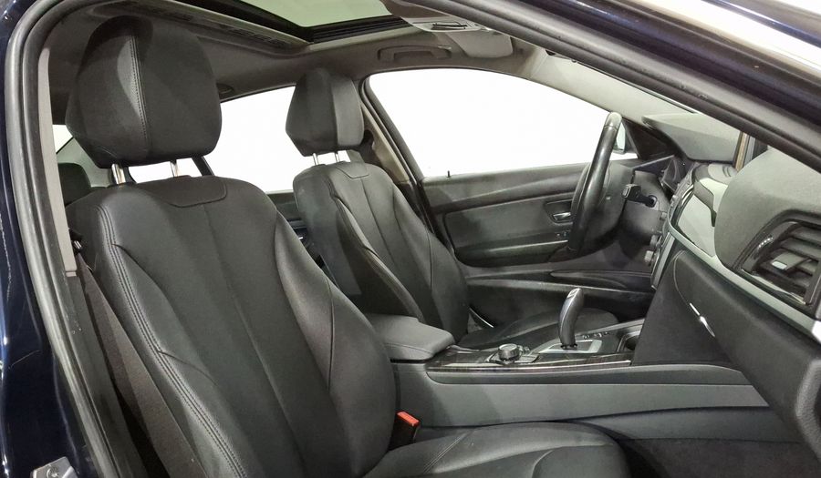 Bmw Serie 3 2.0 320IA LUXURY LINE Sedan 2014