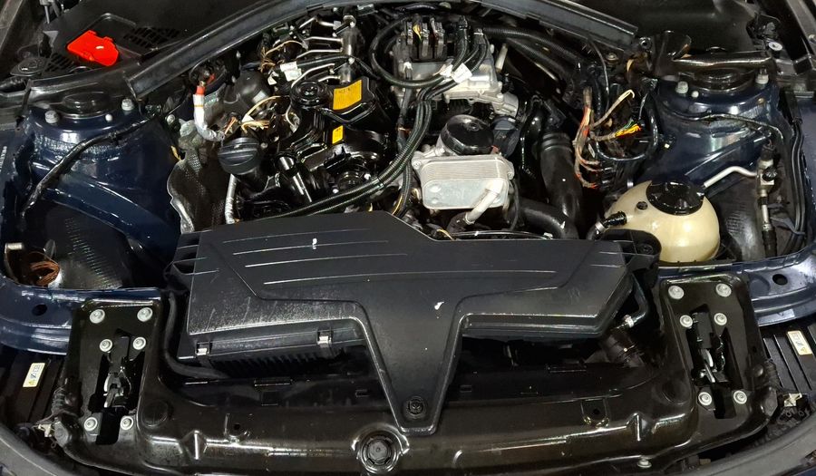 Bmw Serie 3 2.0 320IA LUXURY LINE Sedan 2014