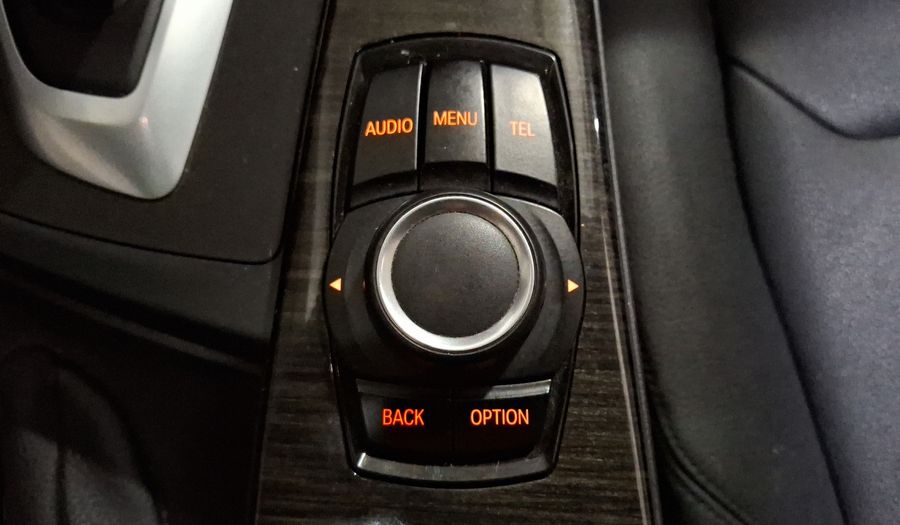 Bmw Serie 3 2.0 320IA LUXURY LINE Sedan 2014