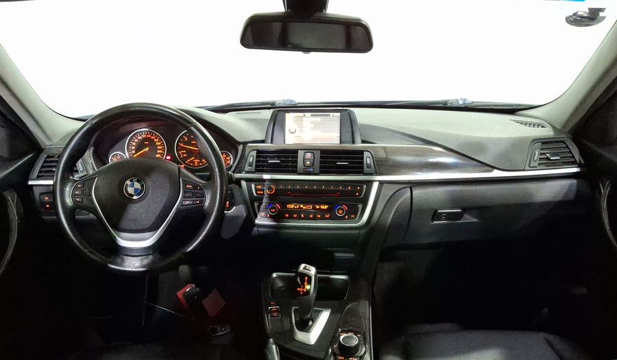 Bmw Serie 3 2.0 320IA LUXURY LINE Sedan 2014