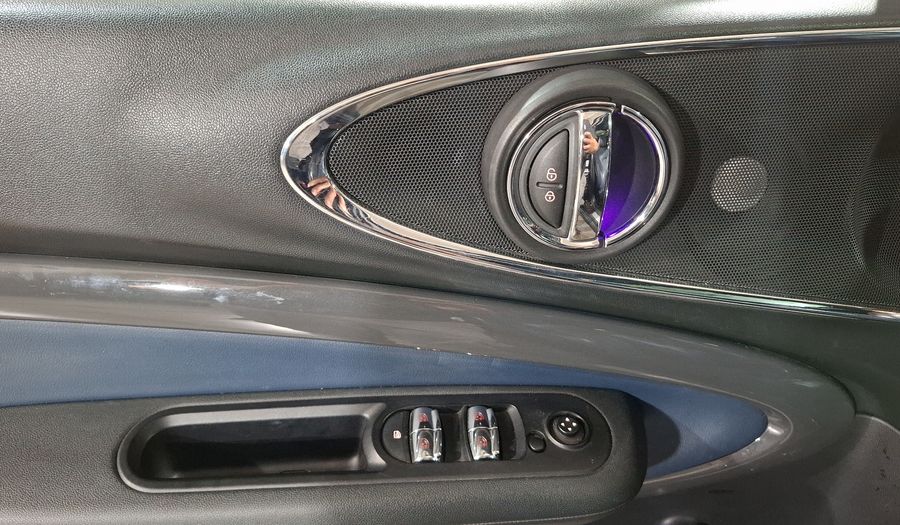 Mini Clubman 2.0 COOPER S CLUBMAN HOT CHILI AT Wagon 2017