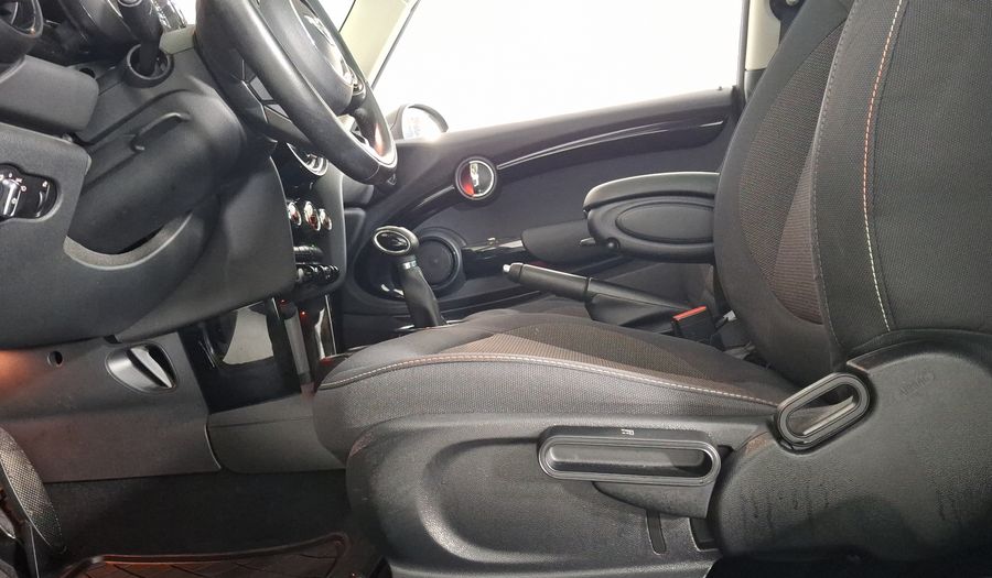 Mini Cooper 1.5 COOPER CHILI AUTO Hatchback 2018