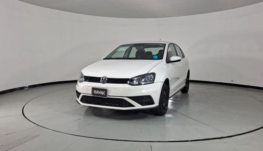 Volkswagen • Vento