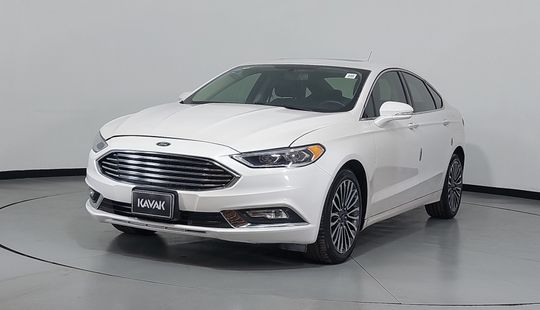 2017 • 119,000 km • Automático