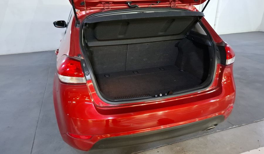 Kia Forte 2.0 EX AT Hatchback 2017