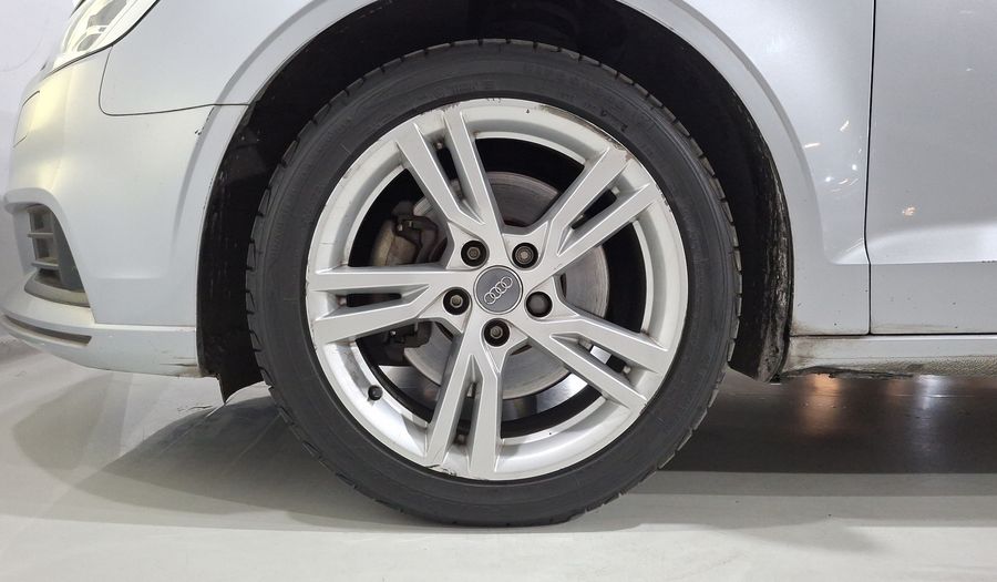 Audi A3 2.0 TFSI DYNAMIC Sedan 2017