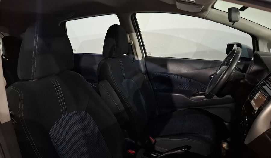 Nissan Note 1.6 ADVANCE CVT Hatchback 2015