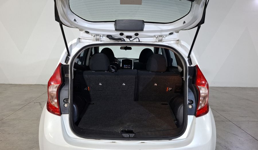 Nissan Note 1.6 ADVANCE CVT Hatchback 2015