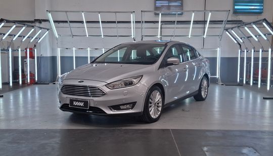 Ford • Focus III
