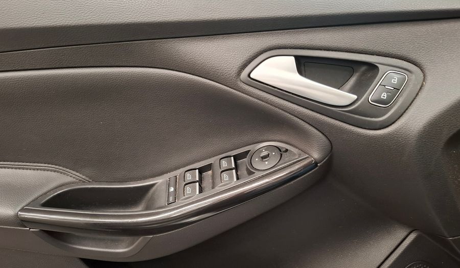 Ford Focus Iii 2.0 TITANIUM Sedan 2016