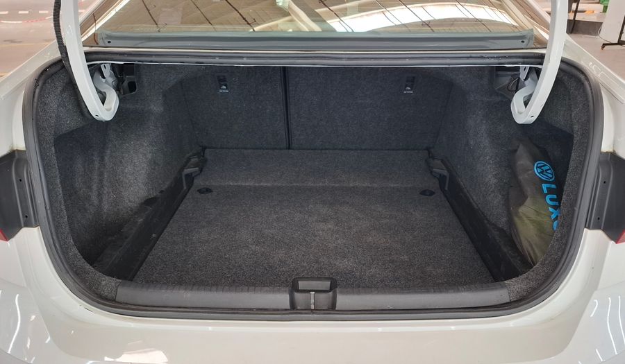Volkswagen Virtus 1.6 MSI COMFORTLINE TIPTRONIC Sedan 2022