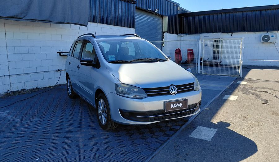 Volkswagen Suran 1.6 TRENDLINE Wagon 2011