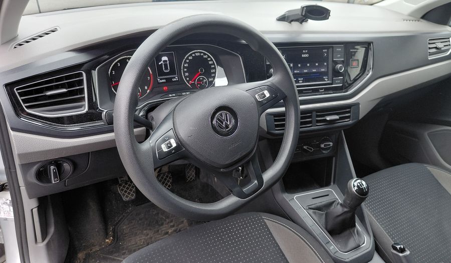 Volkswagen Polo 1.6 MSI COMFORTLINE Hatchback 2018