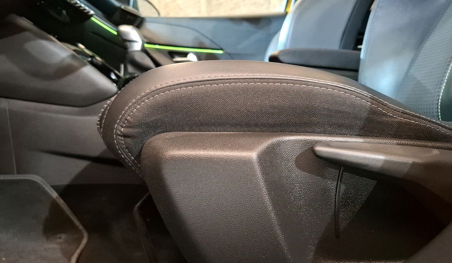 Peugeot 208 1.2 PURETECH GT AUTO Hatchback 2022