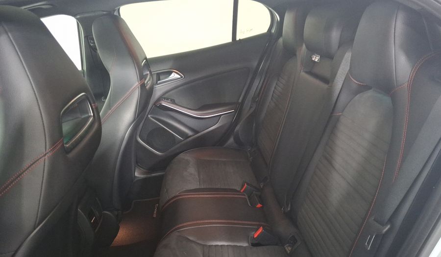 Mercedes Benz Clase Gla 2.0 GLA 250 SPORT DCT Suv 2019