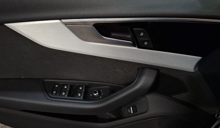 Audi A4 2.0 MHEV 40 TFSI S LINE DCT Sedan 2022