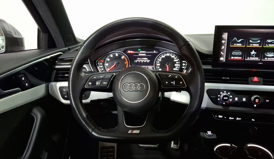 Audi A4 2.0 MHEV 40 TFSI S LINE DCT Sedan 2022