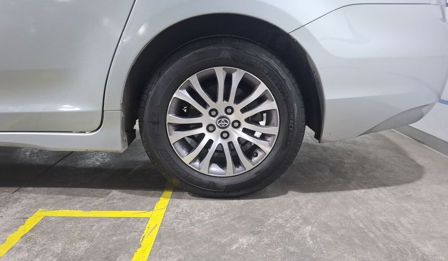 Toyota Sienna 3.5 XLE AUTO Minivan 2019