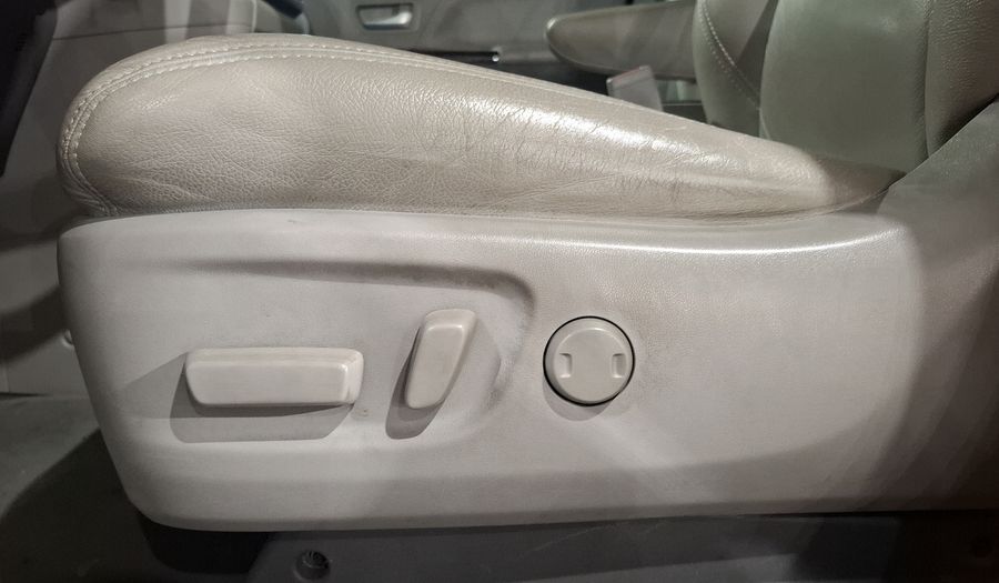 Toyota Sienna 3.5 XLE AUTO Minivan 2019