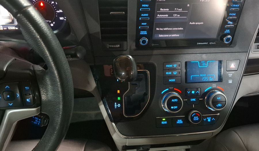 Toyota Sienna 3.5 XLE AUTO Minivan 2019