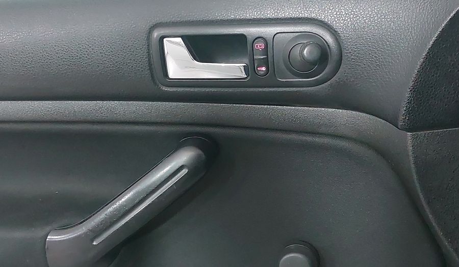 Volkswagen Jetta Clasico 2.0 CL TIPTRONIC Sedan 2013