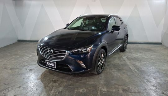 2017 • 48,656 km • Automático