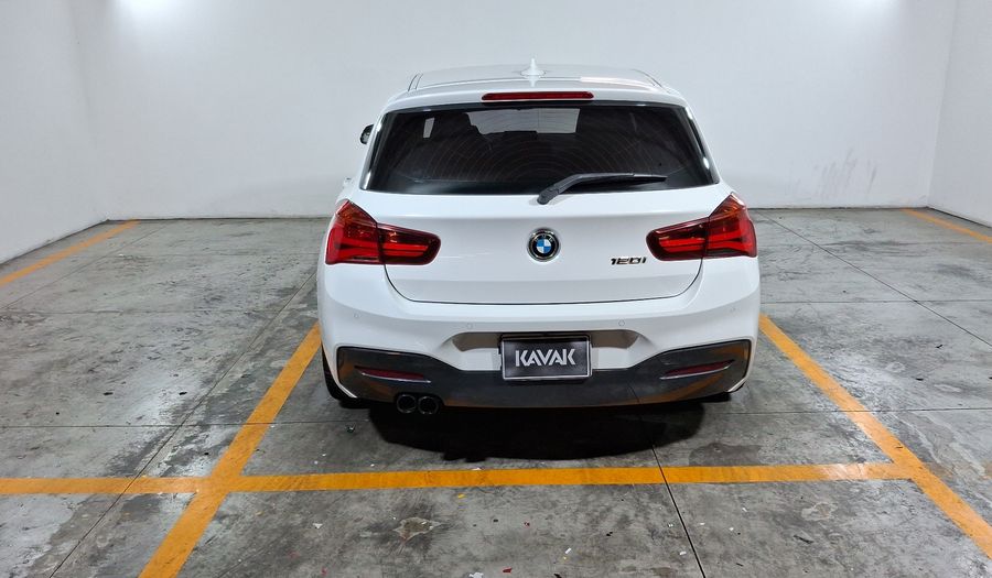 Bmw Serie 1 2.0 120IA SPORT LINE AUTO Hatchback 2019