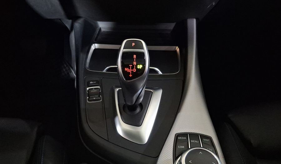 Bmw Serie 1 2.0 120IA SPORT LINE AUTO Hatchback 2019