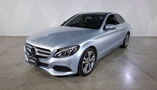 Mercedes Benz • Clase C