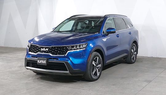 2023 • 22,546 km • Automático