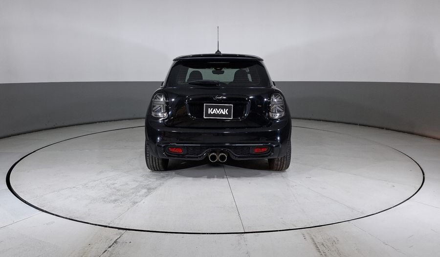Mini Cooper S 2.0 COOPER HOT CHILI AT Hatchback 2016
