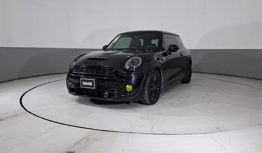 Mini Cooper S 2.0 COOPER HOT CHILI AT Hatchback 2016