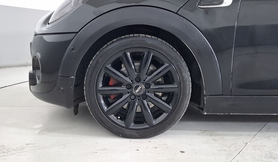 Mini Cooper S 2.0 COOPER HOT CHILI AT Hatchback 2016