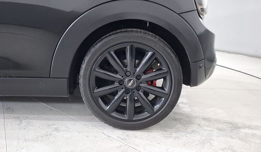 Mini Cooper S 2.0 COOPER HOT CHILI AT Hatchback 2016