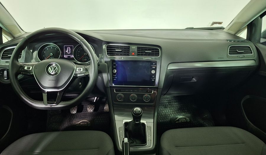 Volkswagen Golf 1.6 MSI COMFORTLINE Hatchback 2019