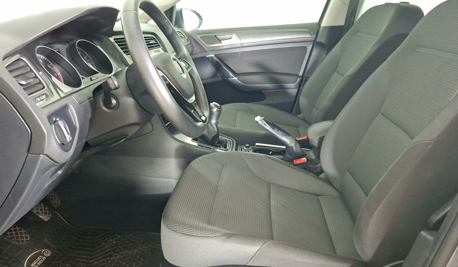 Volkswagen Golf 1.6 MSI COMFORTLINE Hatchback 2019