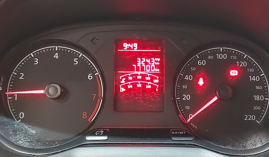 Volkswagen Voyage 1.0 TRENDLINE Sedan 2018