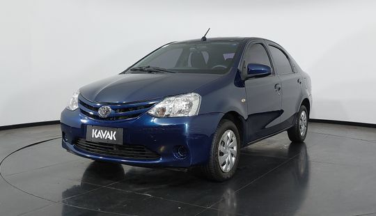 Toyota • Etios