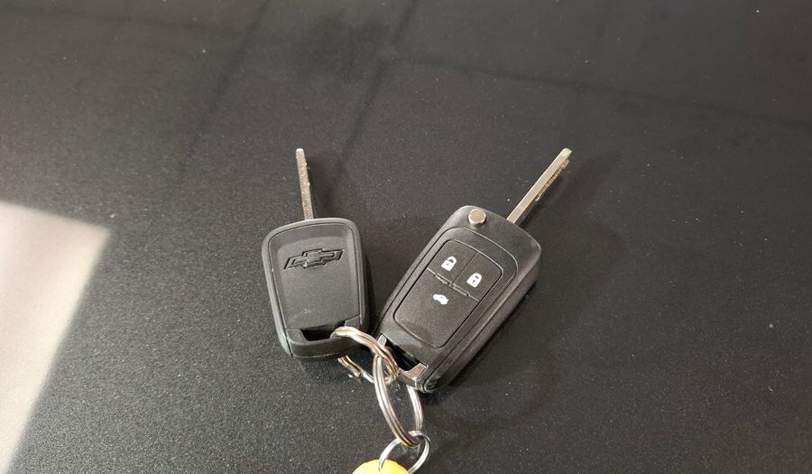 Chevrolet Onix 1.4 LTZ AT Hatchback 2016
