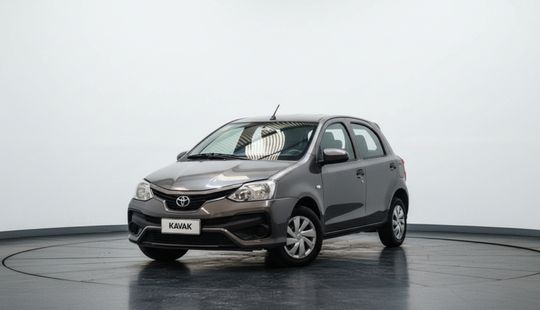 Toyota • Etios