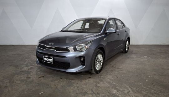 2020 • 38,214 km • Automático