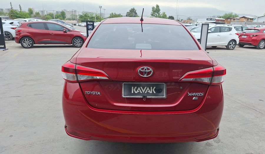 Toyota Yaris 1.5 GLI Sedan 2022